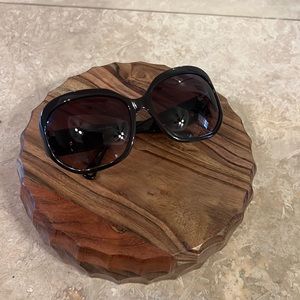 EUC Coach Arabella S8025 brown sunglasses.
